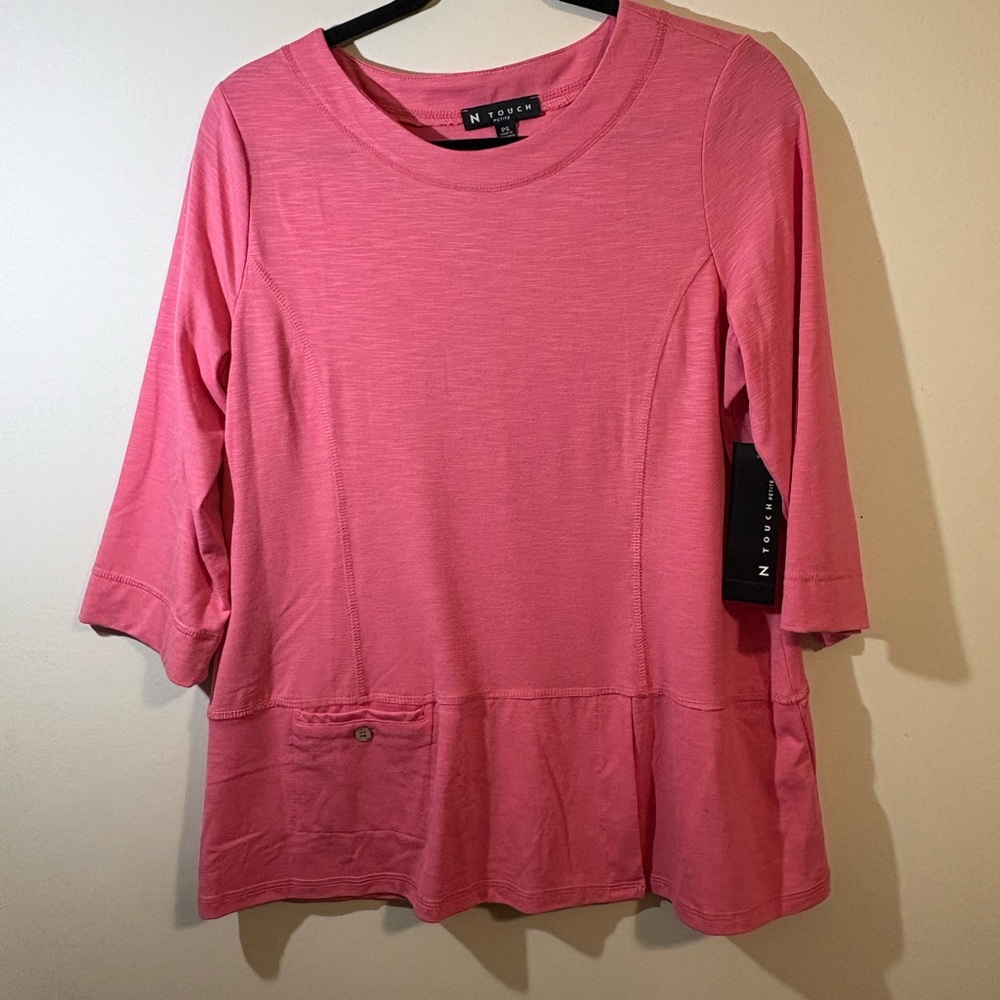 N Touch Women’s PS  Pink 3/4 Sleeve top shirt Tee cute pocket‎ at bottom NWT